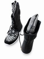 Nike W Roshe Two Hi Flyknit, Neu & ungetragen (Grösse 40 - 8.5 US)